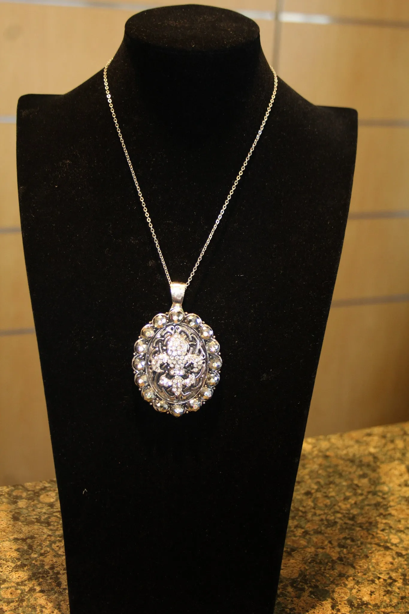 ADO | Embellished Fleur De Lis Pendant Silver