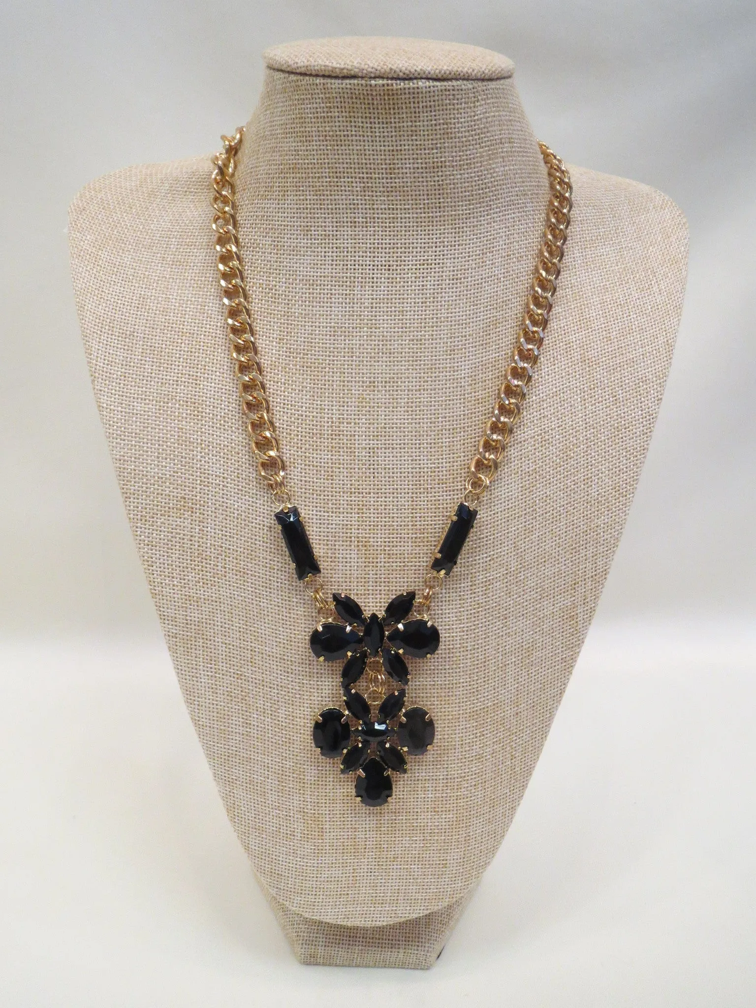 ADO | Gold Chain Necklace with Black Stone Design
