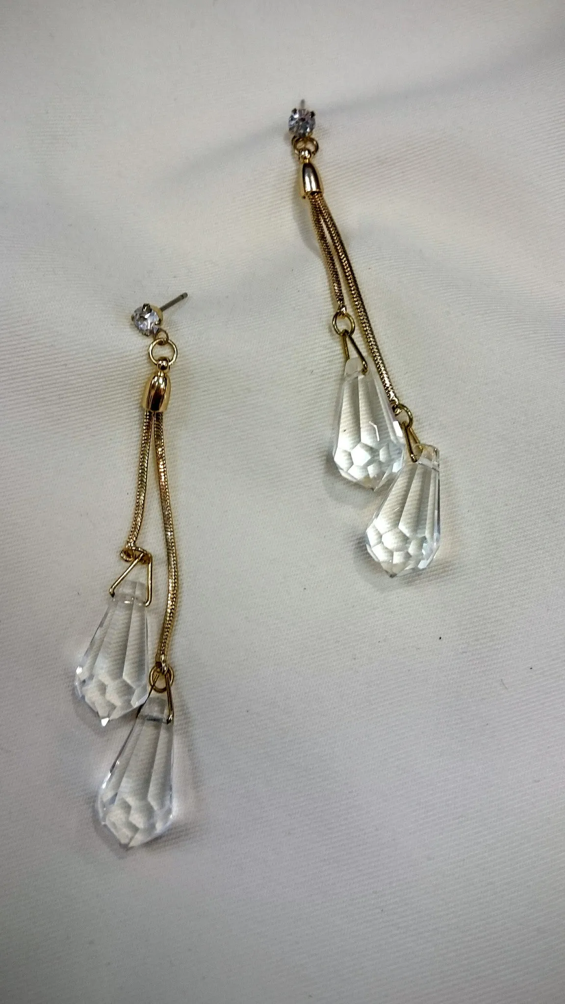 ADO | Tear Drop Crystal Earrings Gold