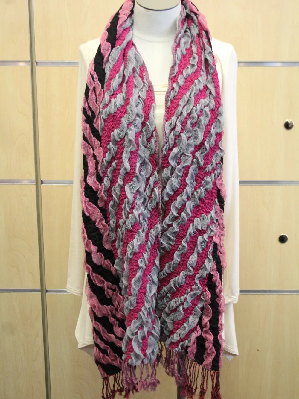 ADO | Wrap Pink and Grey Bubble Scarf