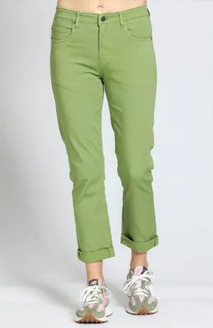 B10A - Mid Rise Girlfriend Rolled Jean