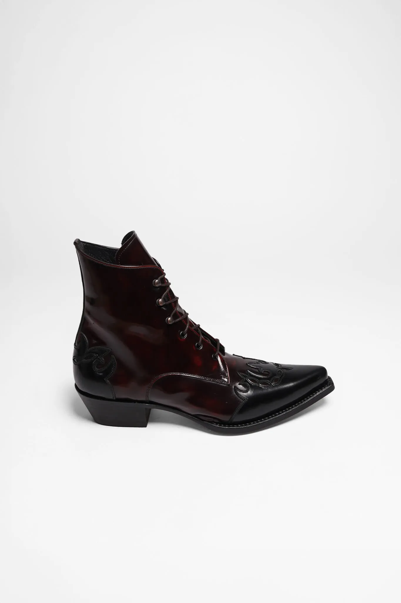 CARMEN Damen Schwarz Rot