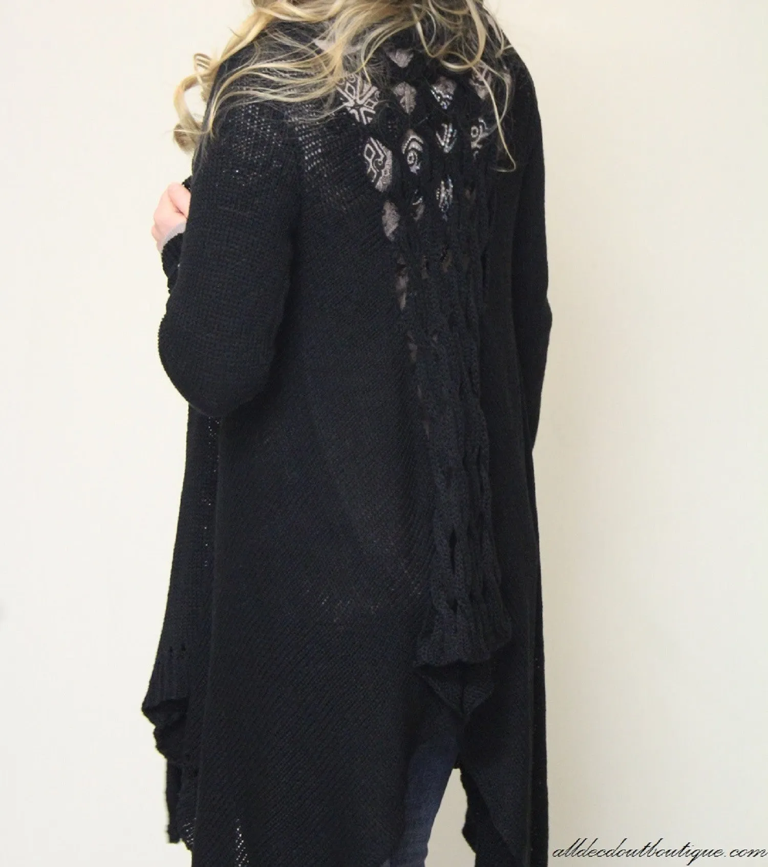 Double Zero | Cut Out Cardigan Black