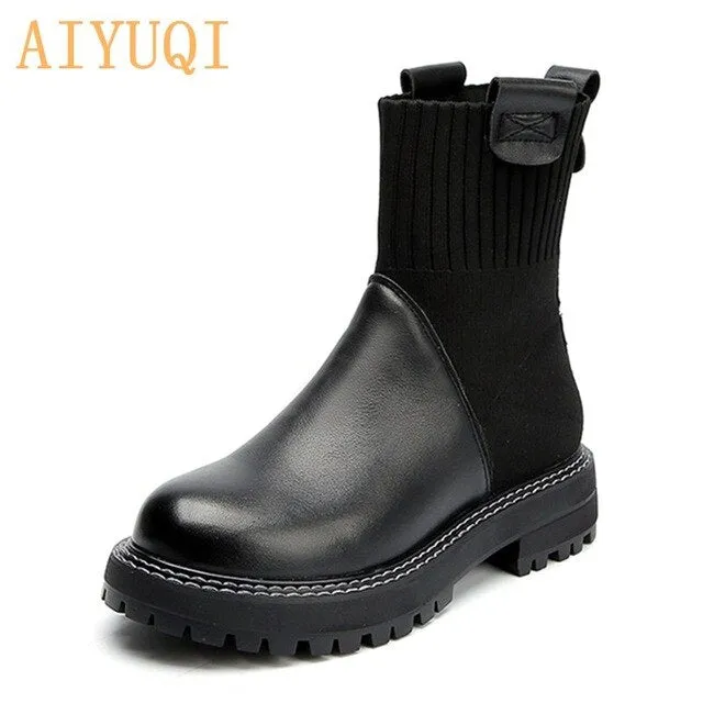 Genuinne Leather boots women 2020 spring new retro casual boots women's Martin boots British style socks women's boots