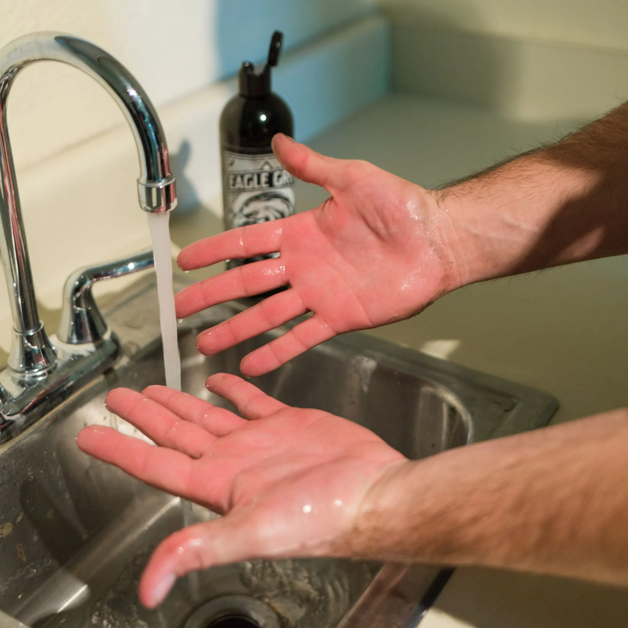 Heavy Duty Hand Cleaner (16 Ounce Bottle)