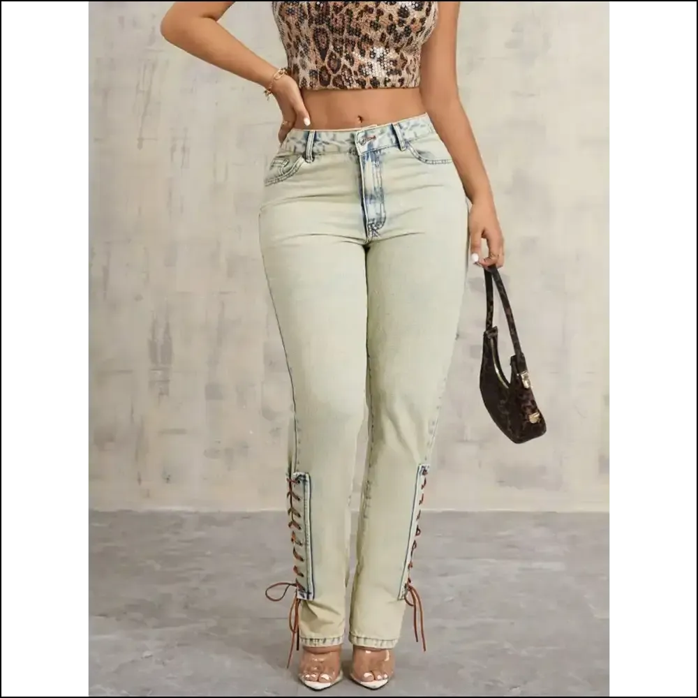 Lace-up High Rise Jeans: for when you Need a Little Lift in Life! 😂👖