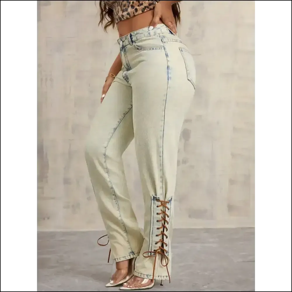 Lace-up High Rise Jeans: for when you Need a Little Lift in Life! 😂👖