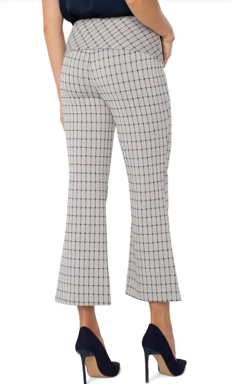 LM4480TL31 - Stella Kick Flare Pant
