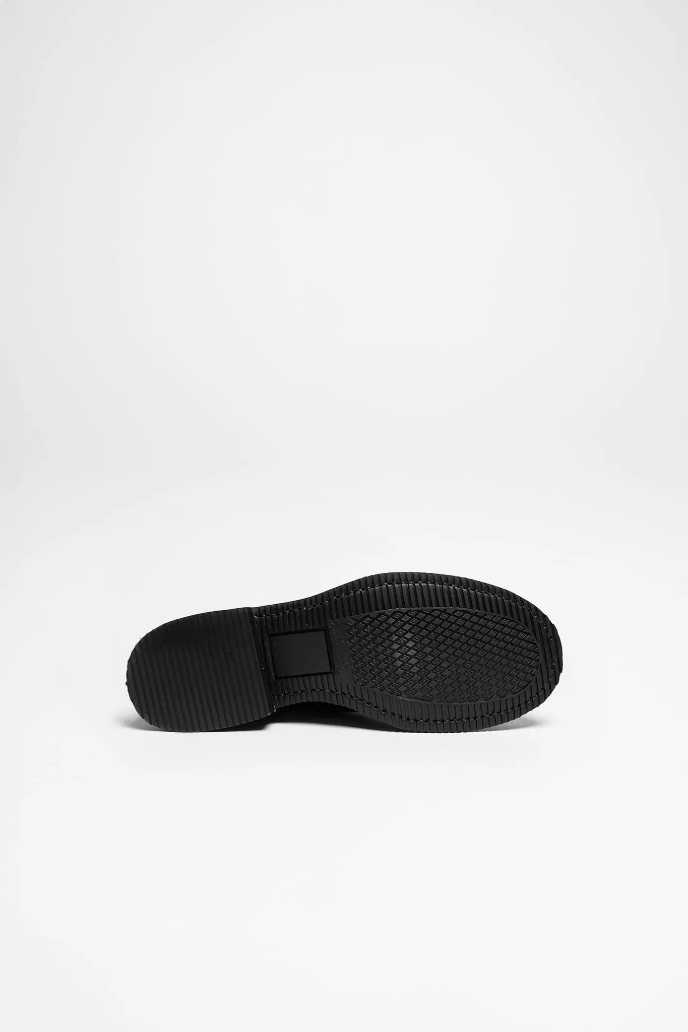 LUCIO Unisex Schwarz