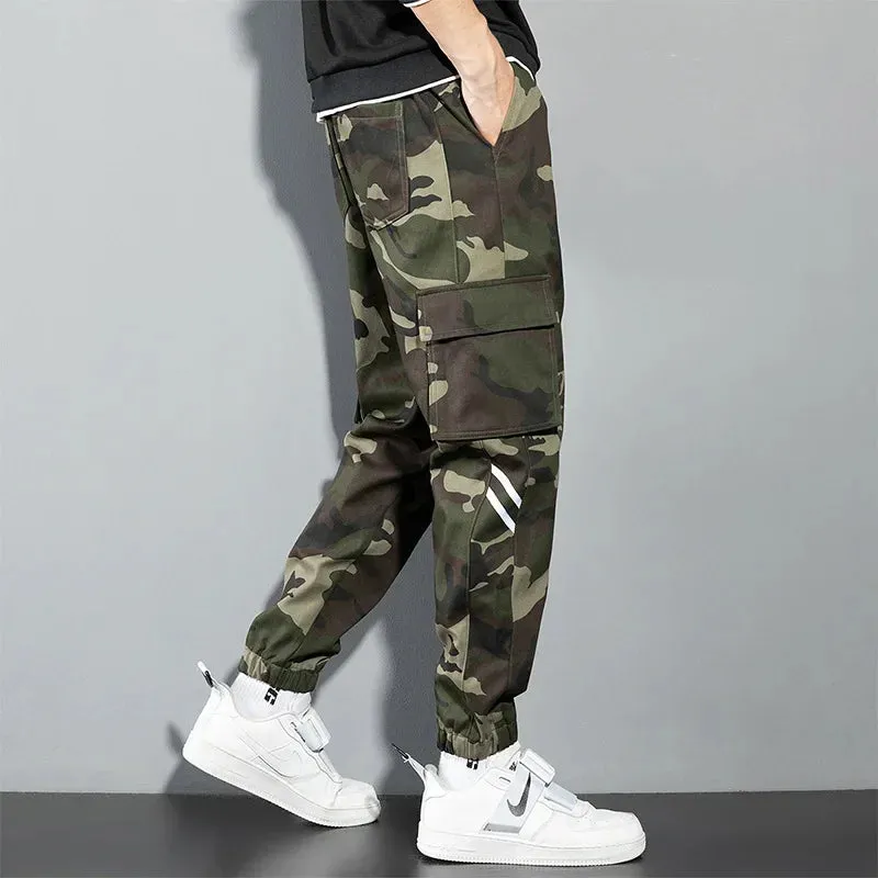 Men's Camo Cargo Pants - Streetwear Casual Pants in Green Camouflage