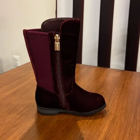 Michael Kors Emma Lily velour Boots new plum Girls Toddlers Size 11