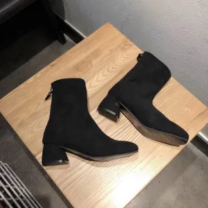 New style high-end fashion and luxury velvet boots