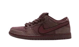 Nike SB Dunk Low City Of Love Burgundy Crush