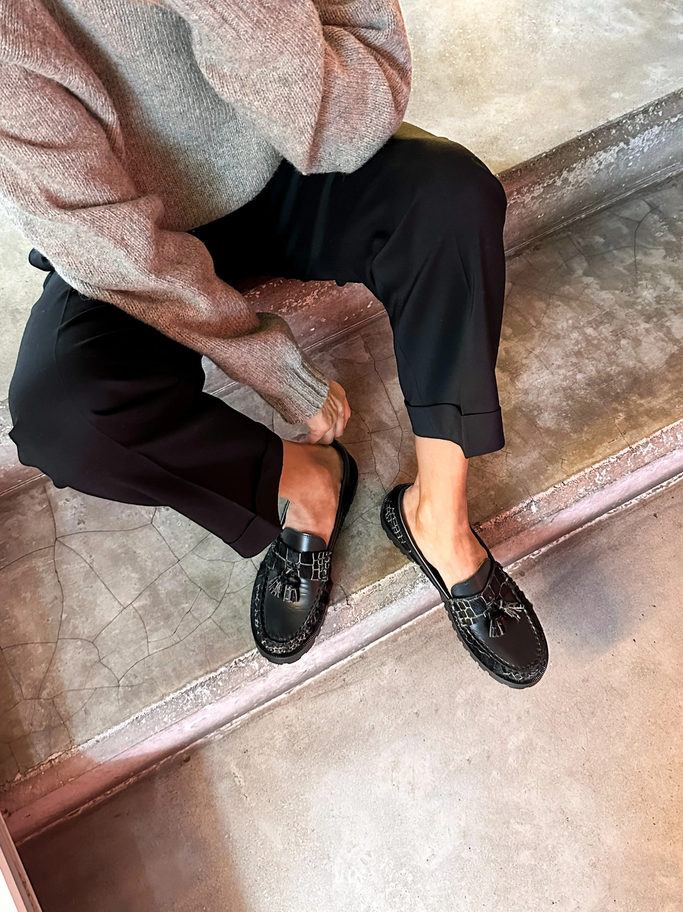 Penny Chunky Loafer Croco Black