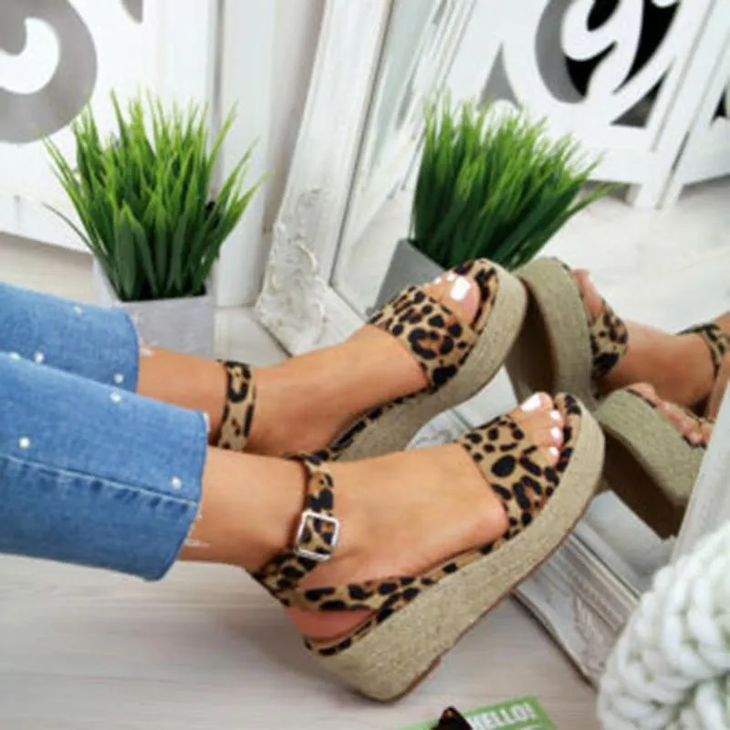 Platform Sandals fashion Women Flat Sandal Wedges Shoes