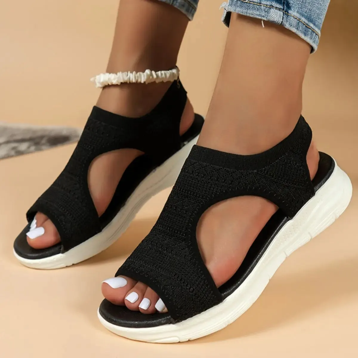 'Quilla' Peep Toe Flat Sandals