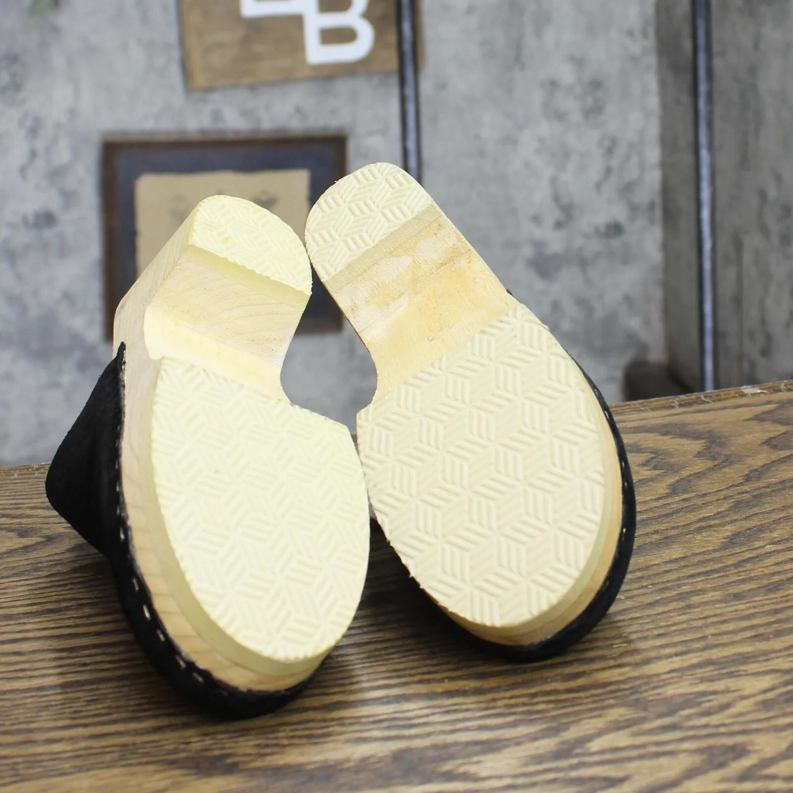 Rag & Co Darcie Suede Wood Clogs RCSH2242BLACK Black 6M