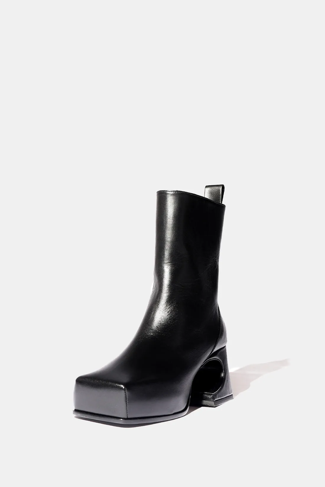 Roxy Boots in Black