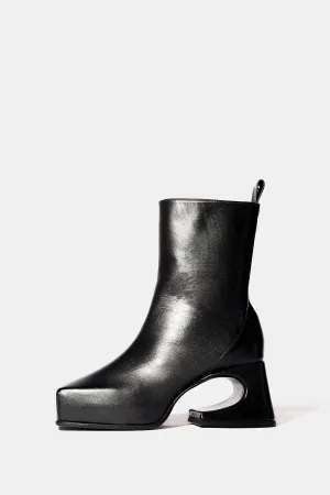 Roxy Boots in Black