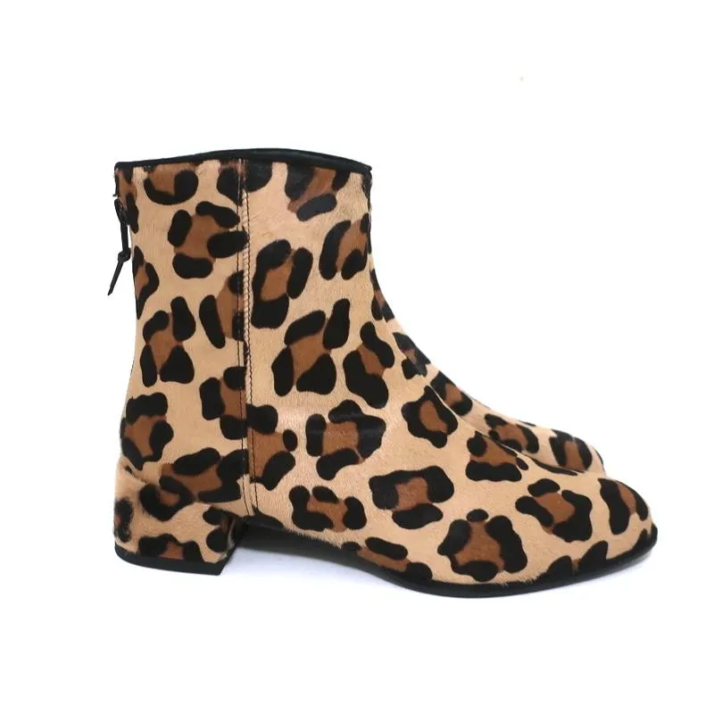 Stuart Weitzman Ankle Boots Modesto Leopard Print Pony Hair Size 8 NEW