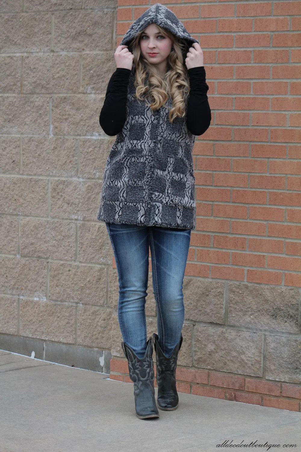 Very Volatile | Denver Cowgirl Boots Black/Grey