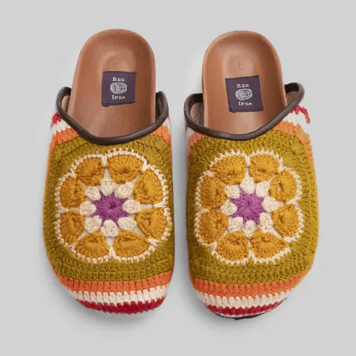 Women's Crochet Clog Size 7