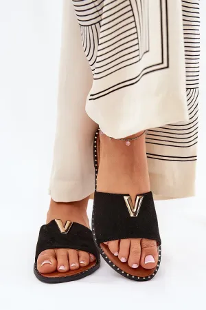 Women's flat-heeled sandals