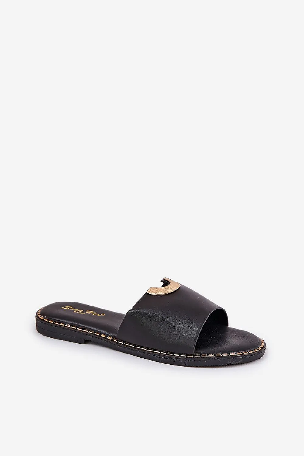 Women's flat-heeled sandals
