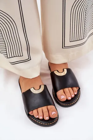 Women's flat-heeled sandals
