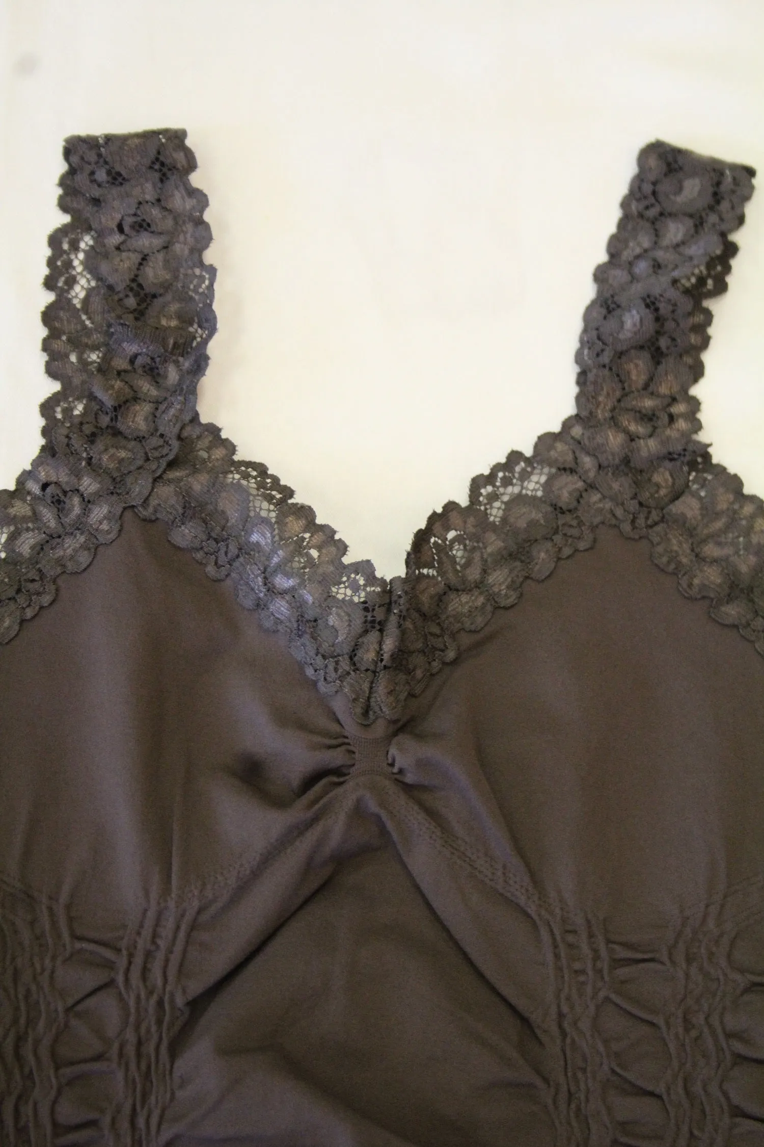 Yahada | Lace Cami Brown